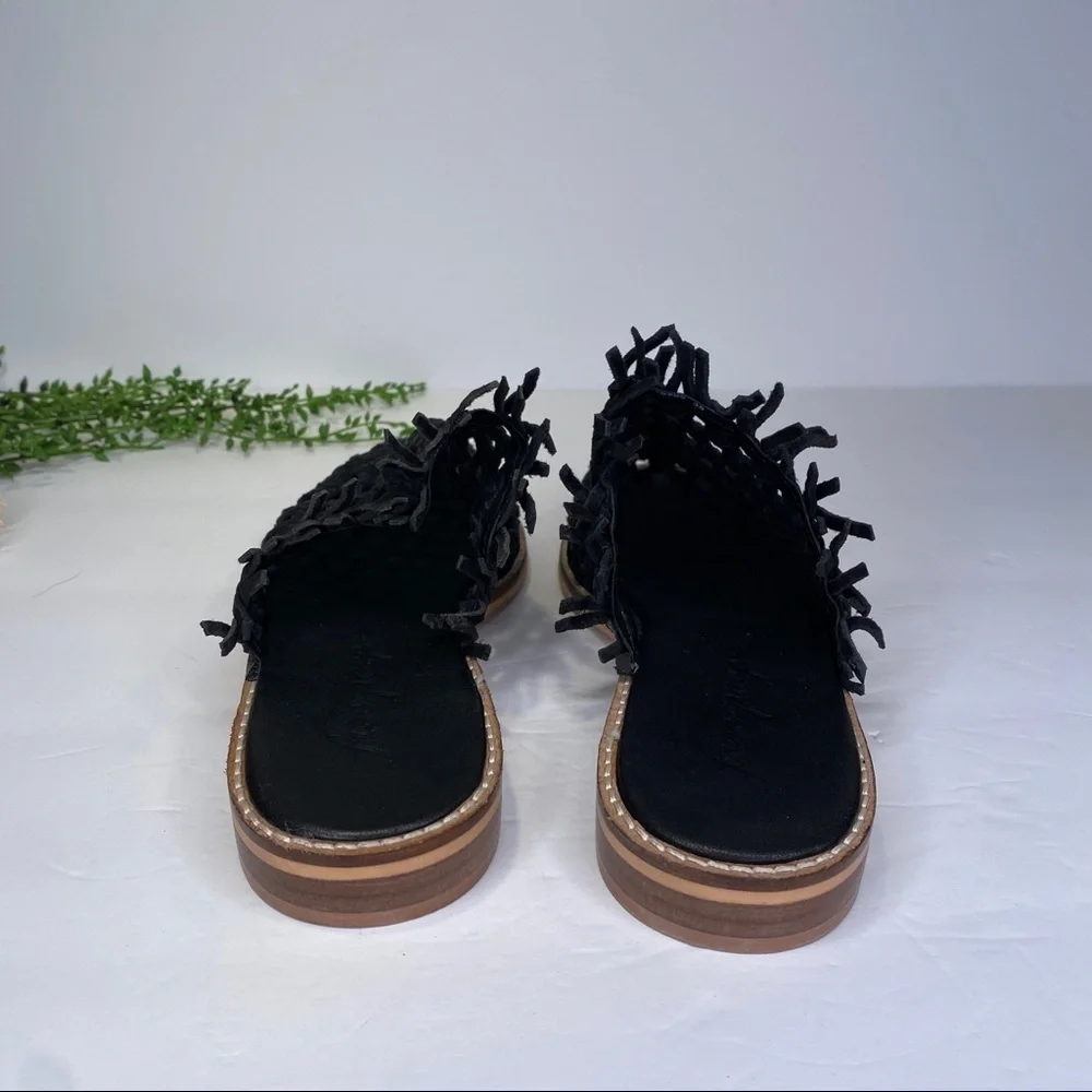 Free People Mirage Woven Leather Flat Black Fringe Slides Size 39 NWT